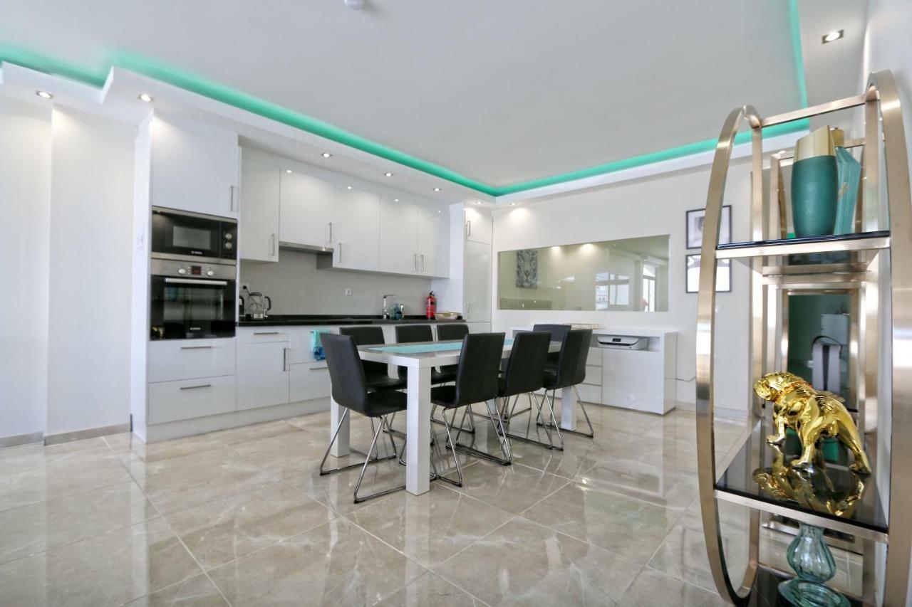 Beachfront Luxury Residence, Playas Del Duque, Puerto Banus, Марбелья Экстерьер фото